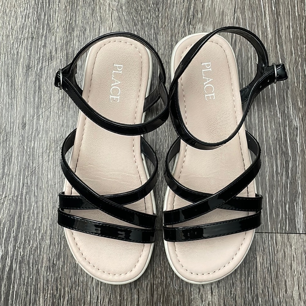 Girls Childrens Place sandals